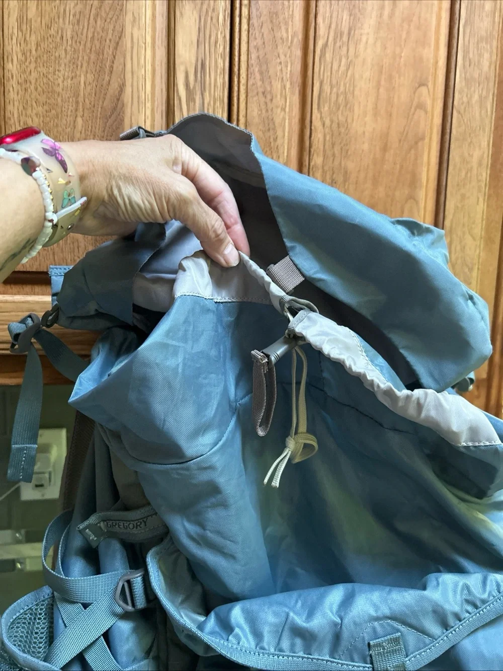 Gregory 45 L SAGE Backpack WOMEN L Camping Outdoors  HIKING INTUITION. Very good